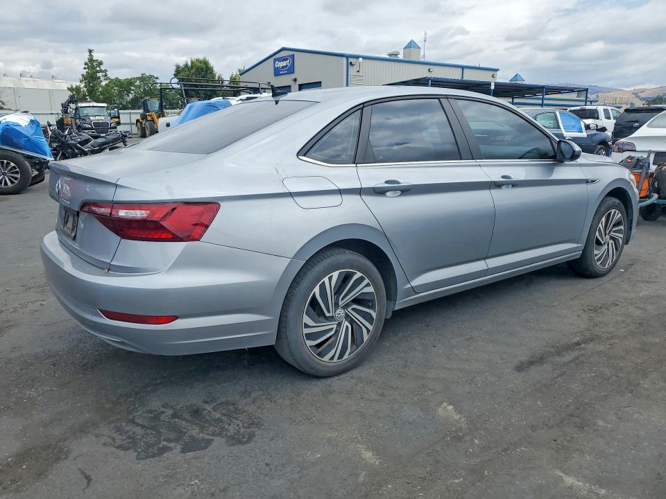 55180176 :رقم المزاد ، 3VWE57BU0MM085471 vin ، 2021 Volkswagen Jetta مزاد بيع