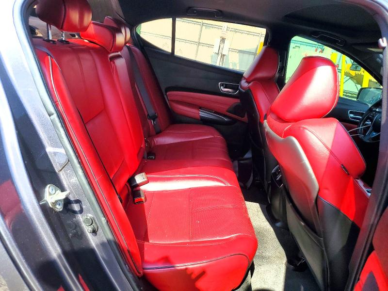 Продаж на аукціоні авто 2018 Acura Tlx, vin: 19UUB3F63JA002900, номер лоту: 53615336