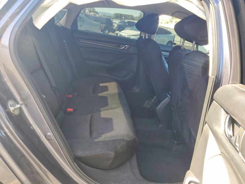 54525596 :رقم المزاد ، 1HGCV1F11KA124250 vin ، 2019 Honda Accord مزاد بيع