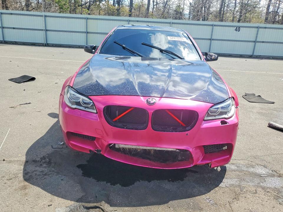 2015 Bmw M5 მანქანა იყიდება აუქციონზე, vin: WBSFV9C54FD594335, აუქციონის ნომერი: 52473306