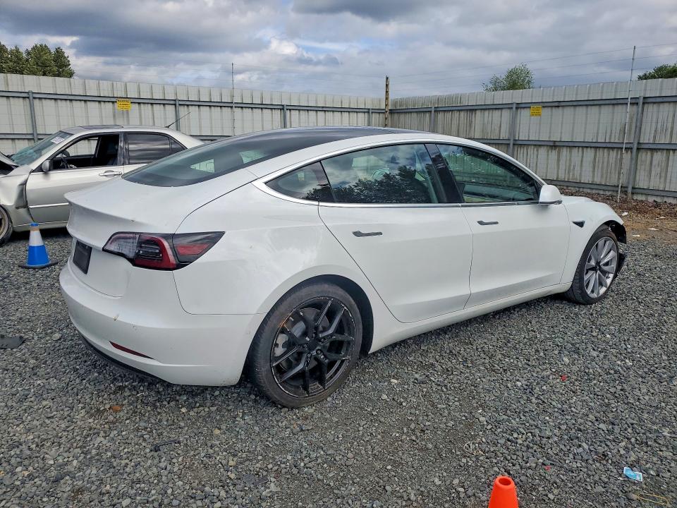 2020 Tesla Model 3 მანქანა იყიდება აუქციონზე, vin: 5YJ3E1EAXLF709112, აუქციონის ნომერი: 55341746