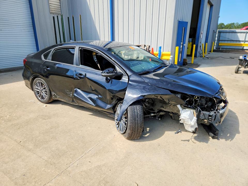 53232526 :رقم المزاد ، 3KPF54ADXRE763250 vin ، 2024 Kia Forte مزاد بيع