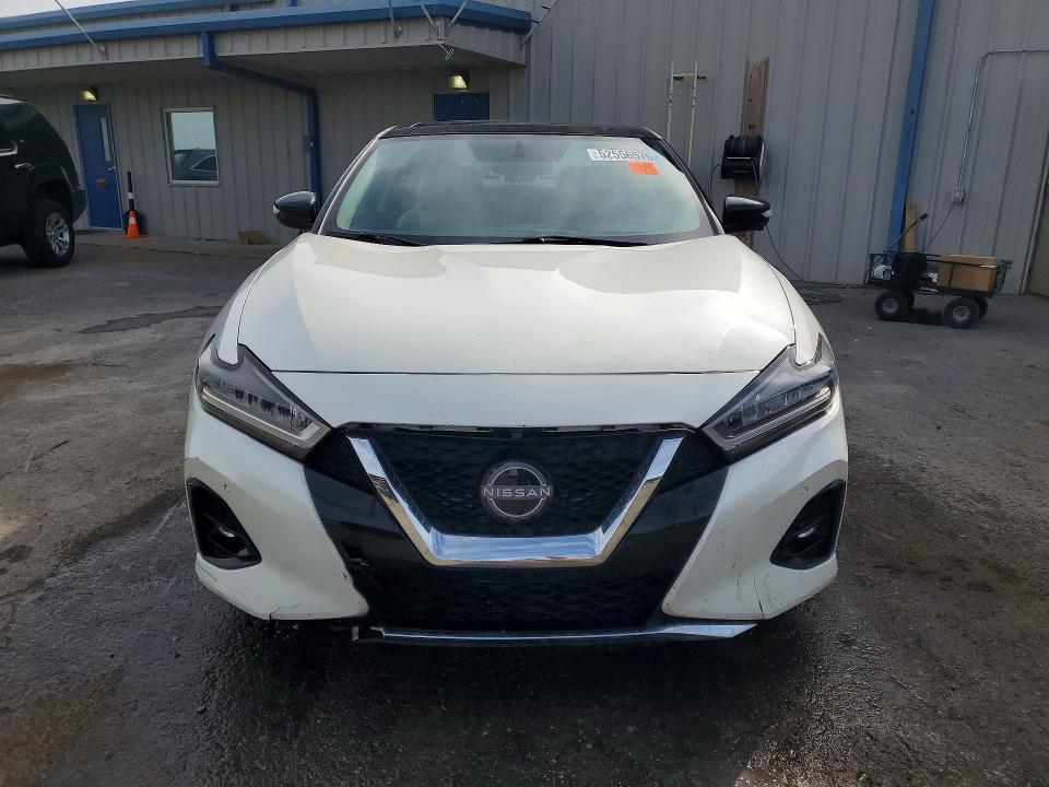52556576 :رقم المزاد ، 1N4AA6AP1HC403470 vin ، 2017 Nissan Maxima مزاد بيع