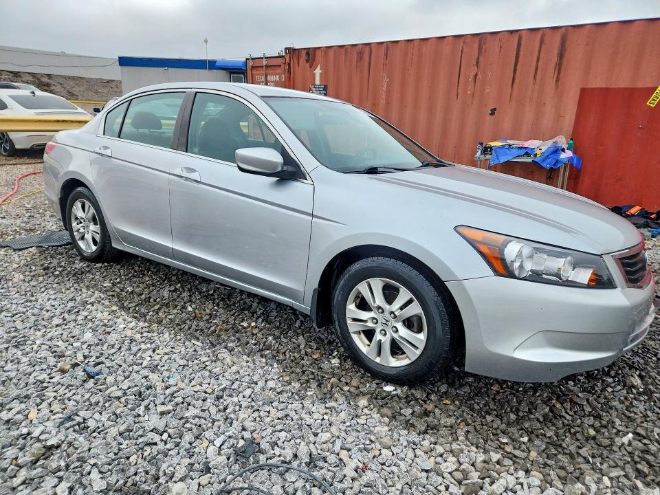 2010 Honda Accord მანქანა იყიდება აუქციონზე, vin: 1HGCP2F49AA092334, აუქციონის ნომერი: 52668536
