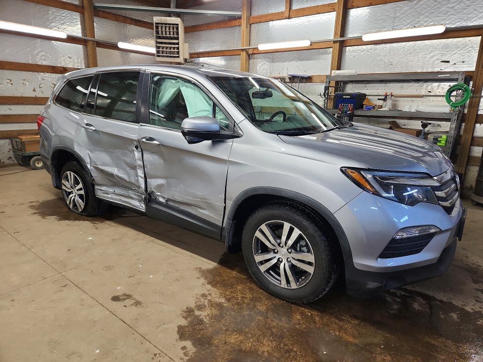 52947946 :رقم المزاد ، 5FNYF6H52HB086672 vin ، 2017 Honda Pilot مزاد بيع