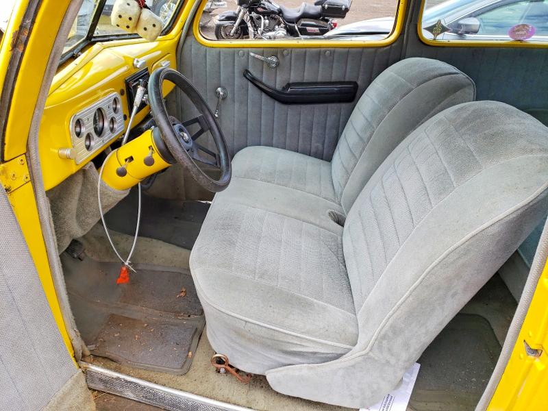 1937 Ford Custom Deluxe მანქანა იყიდება აუქციონზე, vin: 183927822, აუქციონის ნომერი: 54846846