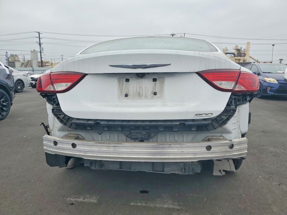 2015 Chrysler 200 მანქანა იყიდება აუქციონზე, vin: 1C3CCCAB6FN614511, აუქციონის ნომერი: 53070316