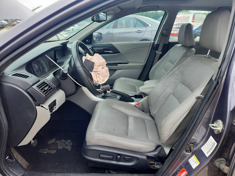 52301506 :رقم المزاد ، 1HGCR2F82FA191968 vin ، 2015 Honda Accord مزاد بيع