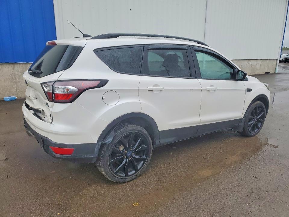 Продажа на аукционе авто 2017 Ford Escape, vin: 1FMCU9GD0HUE59852, номер лота: 55492486