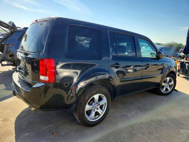53322566 :رقم المزاد ، 5FNYF3H57CB015801 vin ، 2012 Honda Pilot مزاد بيع
