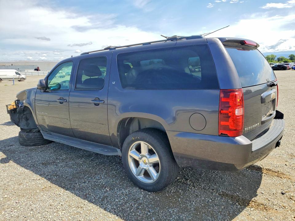 2011 Chevrolet Suburban მანქანა იყიდება აუქციონზე, vin: 1GNSKJE38BR295141, აუქციონის ნომერი: 54915716