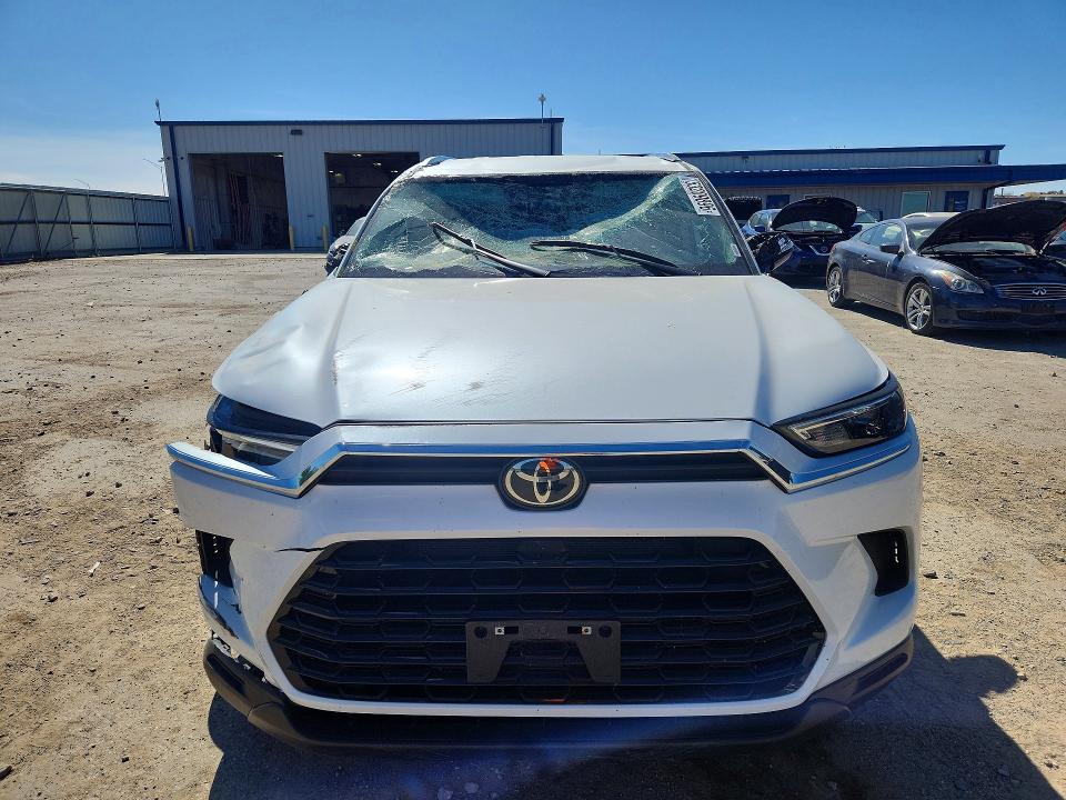 Продаж на аукціоні авто 2024 Toyota Grand Highlander, vin: 5TDAAAB52RS022740, номер лоту: 53209896