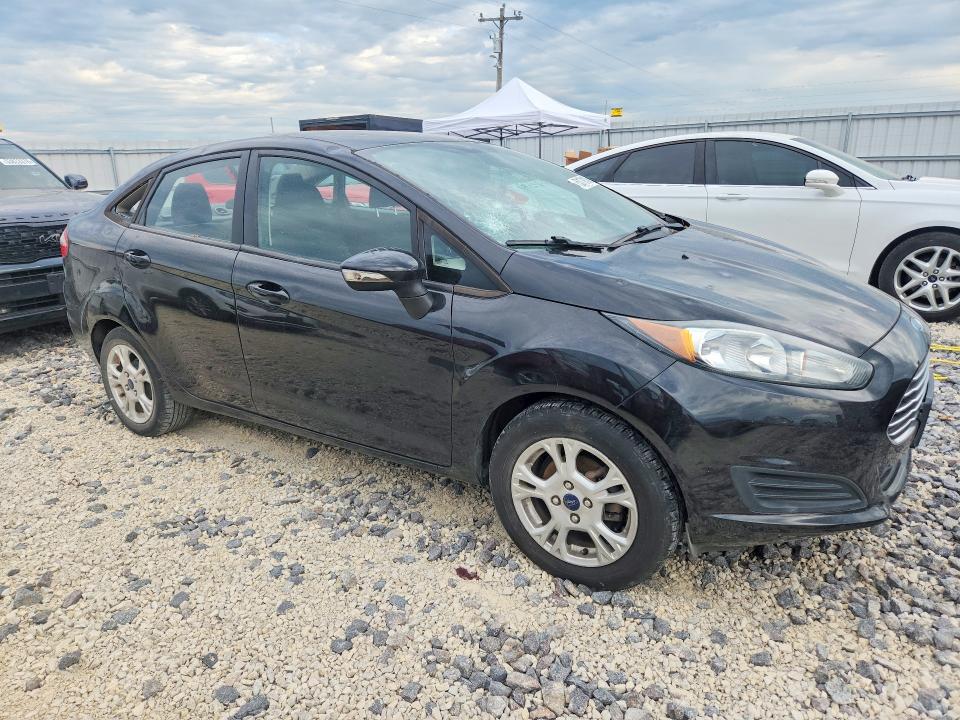 53179136 :رقم المزاد ، 3FADP4BJXEM153621 vin ، 2014 Ford Fiesta مزاد بيع