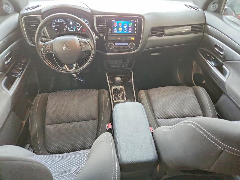 2018 Mitsubishi Outlander მანქანა იყიდება აუქციონზე, vin: JA4AZ3A38JZ029130, აუქციონის ნომერი: 54086796
