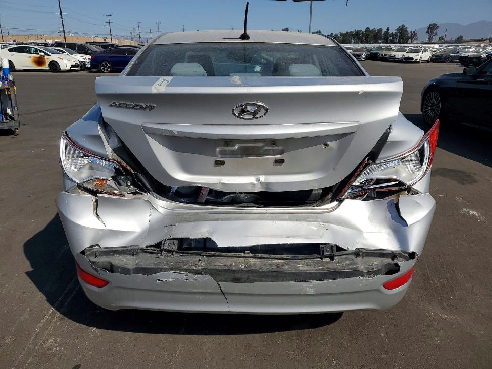 2015 Hyundai Accent მანქანა იყიდება აუქციონზე, vin: KMHCT4AE4FU795024, აუქციონის ნომერი: 53734976