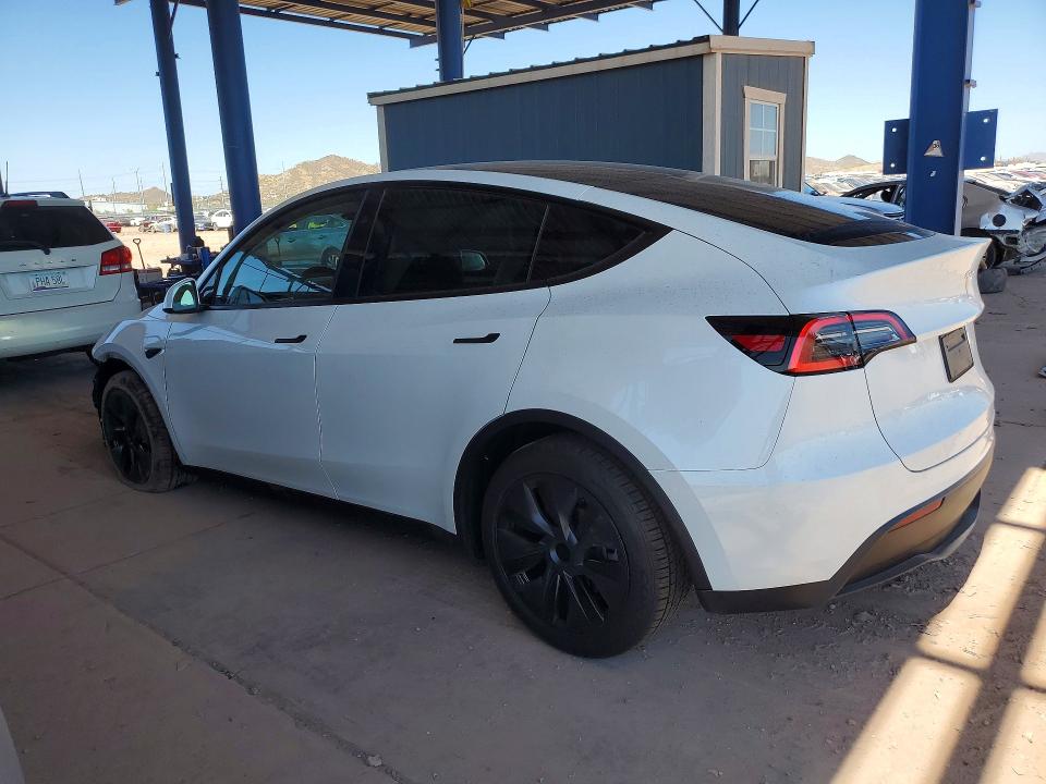 2025 Tesla Model Y მანქანა იყიდება აუქციონზე, vin: 7SAYGDED0SA377272, აუქციონის ნომერი: 53267206