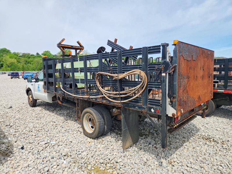 54493486 :رقم المزاد ، 1FDXF46S8YED81992 vin ، 2000 Ford F450 مزاد بيع
