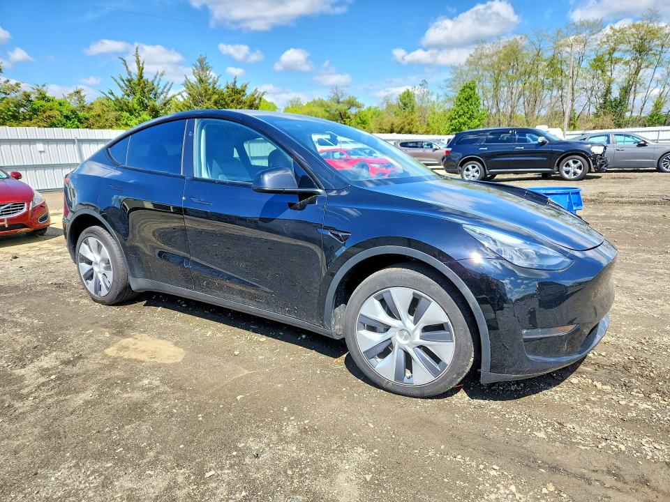 Продажа на аукционе авто 2023 Tesla Model Y, vin: 7SAYGDEE2PA170737, номер лота: 50322366
