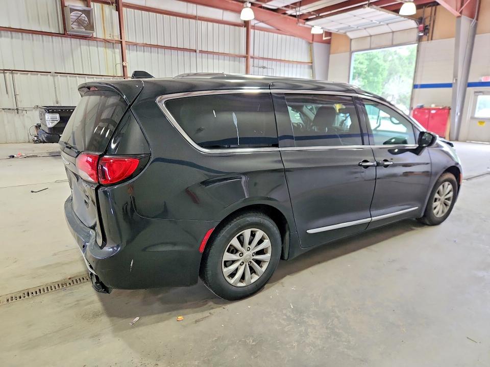 2018 Chrysler Pacifica მანქანა იყიდება აუქციონზე, vin: 2C4RC1BG7JR280361, აუქციონის ნომერი: 54445926