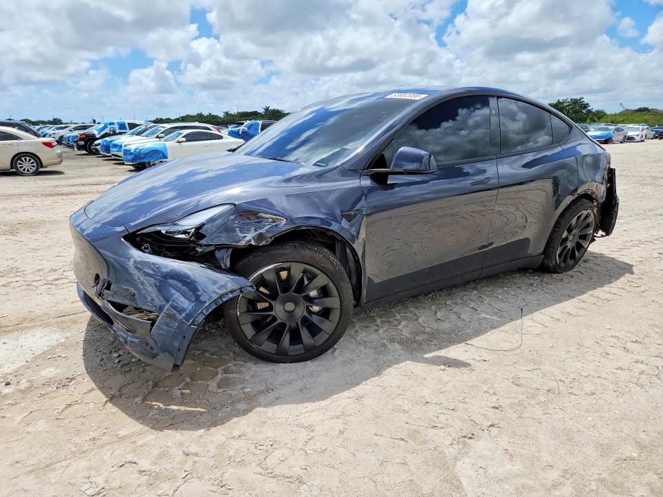 53882086 :رقم المزاد ، 7SAYGDEDXRF190652 vin ، 2024 Tesla Model Y مزاد بيع