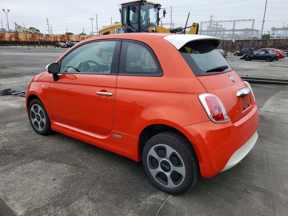 53094986 :رقم المزاد ، 3C3CFFGEXHT600639 vin ، 2017 Fiat 500 مزاد بيع