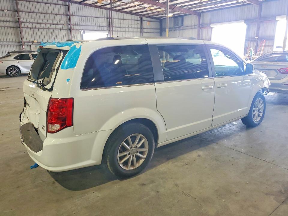 51889626 :رقم المزاد ، 2C4RDGCG7JR325782 vin ، 2018 Dodge Grand Caravan مزاد بيع