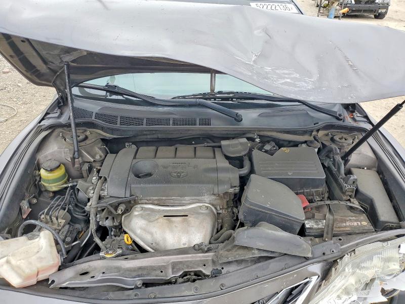 52222136 :رقم المزاد ، 4T4BF3EKXBR164114 vin ، 2011 Toyota Camery مزاد بيع