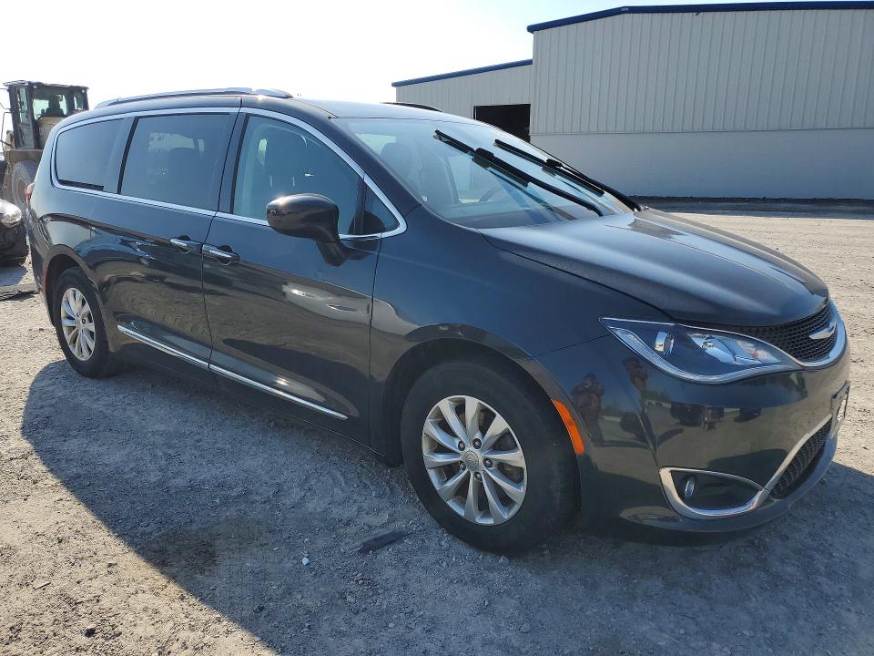 52310266 :رقم المزاد ، 2C4RC1BG2JR120727 vin ، 2018 Chrysler Pacifica مزاد بيع