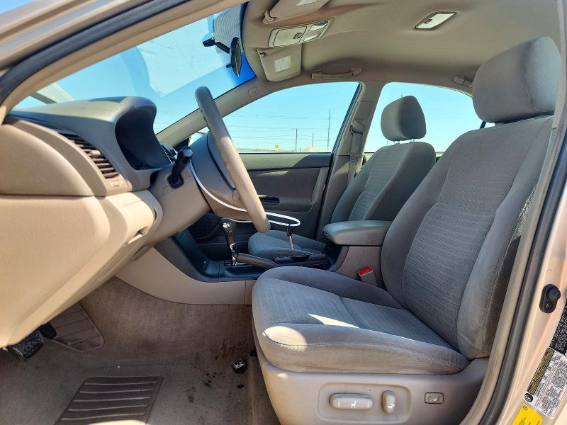 53628856 :رقم المزاد ، 4T1BE30K45U053308 vin ، 2005 Toyota Camry مزاد بيع