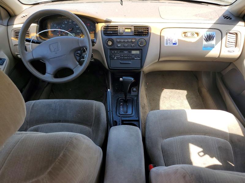 1999 Honda Accord მანქანა იყიდება აუქციონზე, vin: 1HGCG6651XA136769, აუქციონის ნომერი: 53846066