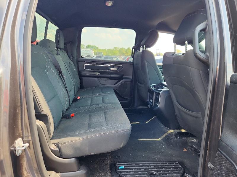 53705876 :رقم المزاد ، 1C6RRFFGXKN823598 vin ، 2019 Ram 1500 مزاد بيع