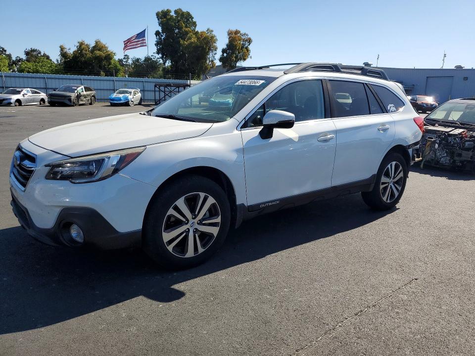 2018 Subaru Outback მანქანა იყიდება აუქციონზე, vin: 4S4BSENC1J3293387, აუქციონის ნომერი: 54473066