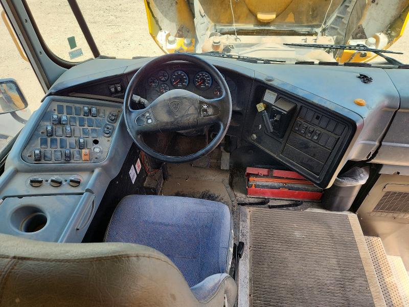 48603666 :رقم المزاد ، 4DRBUSKPXDB299957 vin ، 2013 Ic Corporation 3000 مزاد بيع