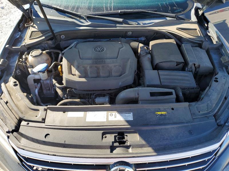 Продаж на аукціоні авто 2018 Volkswagen Passat, vin: 1VWAA7A32JC008049, номер лоту: 52965826