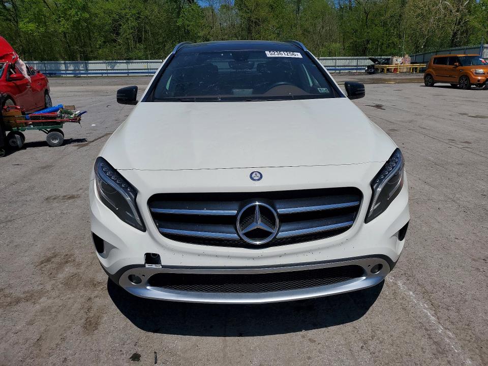 52361256 :رقم المزاد ، WDCTG4GB9FJ039092 vin ، 2015 Mercedes-benz Gla مزاد بيع