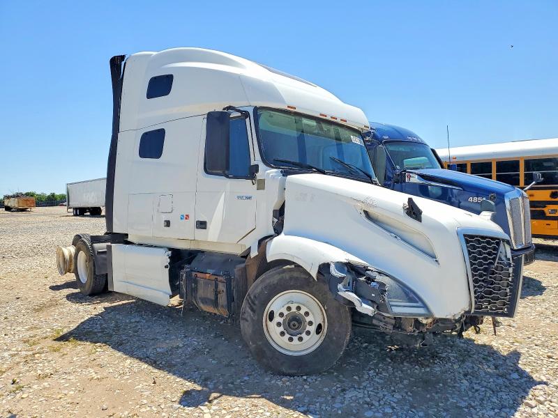 Продаж на аукціоні авто 2022 Volvo Vn, vin: 4V4NC9EH9NN304751, номер лоту: 52272966