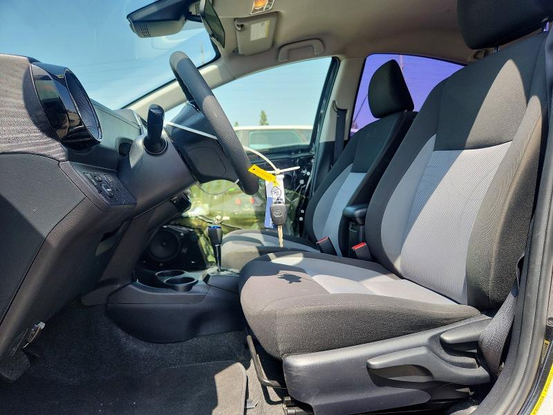 53073106 :رقم المزاد ، JTDKDTB34J1611182 vin ، 2018 Toyota Prius C مزاد بيع