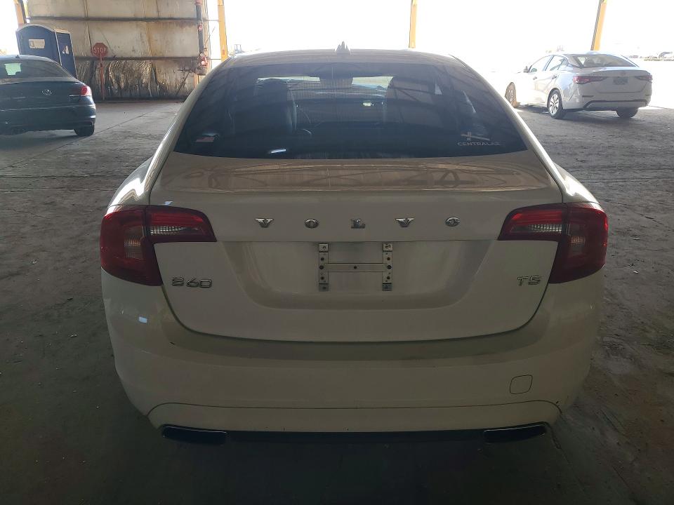54494116 :رقم المزاد ، YV126MFK2G2401467 vin ، 2016 Volvo S60 مزاد بيع
