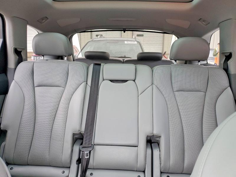 53066196 :رقم المزاد ، WA1LHBF76JD028590 vin ، 2018 Audi Q7 مزاد بيع