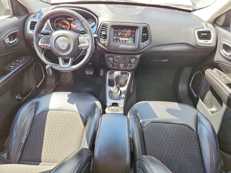 2020 Jeep Compass მანქანა იყიდება აუქციონზე, vin: 3C4NJCBB7LT198988, აუქციონის ნომერი: 51952466