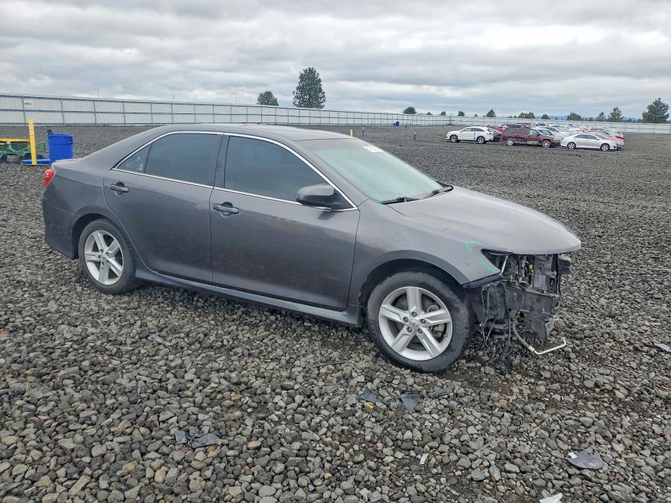 2013 Toyota Camry მანქანა იყიდება აუქციონზე, vin: 4T1BF1FK6DU247880, აუქციონის ნომერი: 54722826