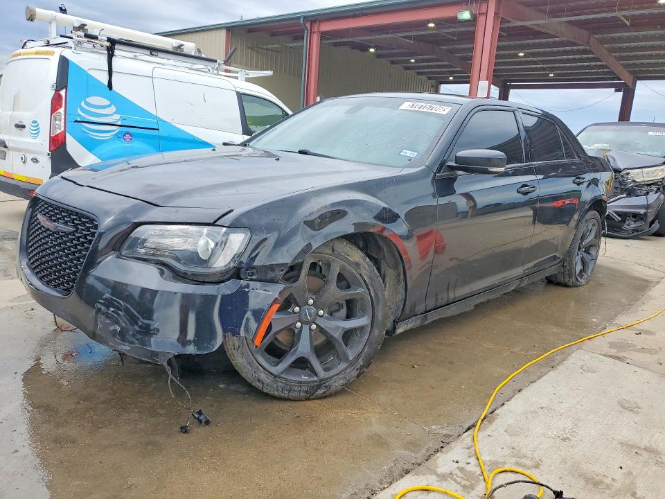 2021 Chrysler 300 მანქანა იყიდება აუქციონზე, vin: 2C3CCABG5MH545444, აუქციონის ნომერი: 51015706