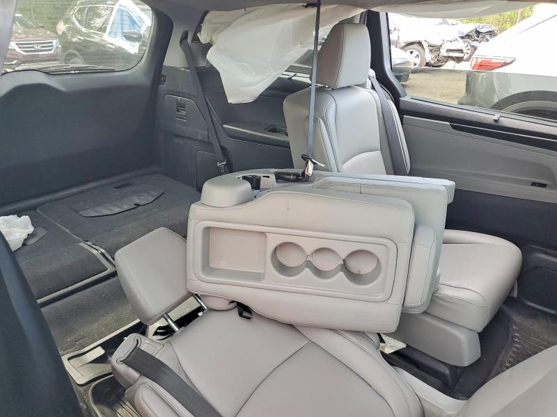 Продажа на аукционе авто 2019 Honda Odyssey, vin: 5FNRL6H8XKB514602, номер лота: 55242586