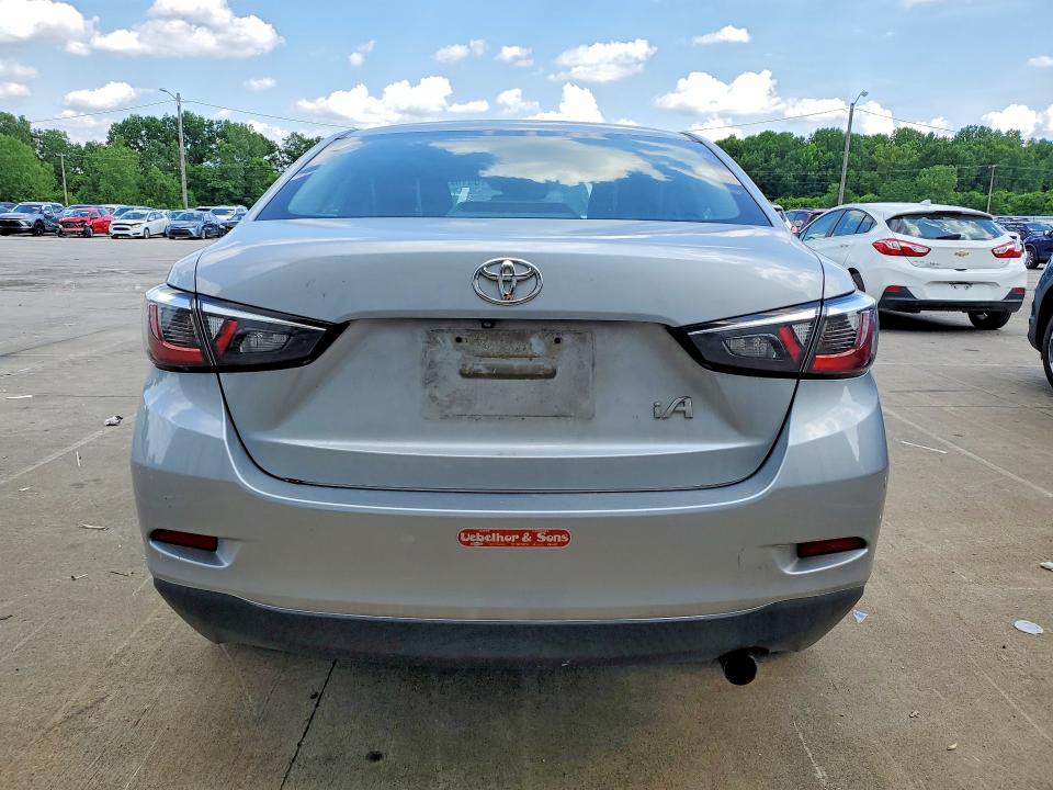 Продаж на аукціоні авто 2018 Toyota Yaris Ia, vin: 3MYDLBYV7JY304715, номер лоту: 55132076