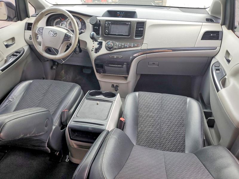 53318716 :رقم المزاد ، 5TDXK3DC8ES460543 vin ، 2014 Toyota Sienna مزاد بيع