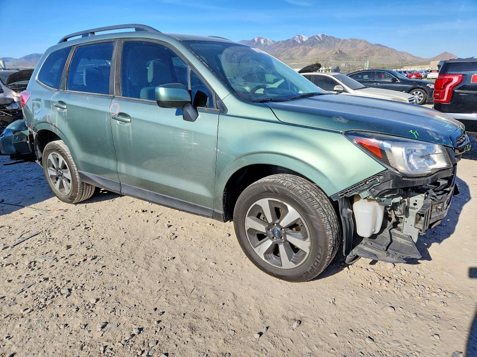 Продаж на аукціоні авто 2017 Subaru Forester, vin: JF2SJABC5HH812685, номер лоту: 52011306