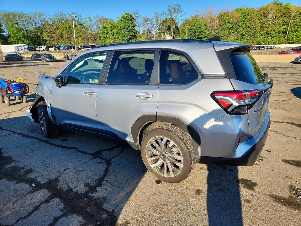 2025 Subaru Forester მანქანა იყიდება აუქციონზე, vin: JF2SLDTC6SH600220, აუქციონის ნომერი: 53243216