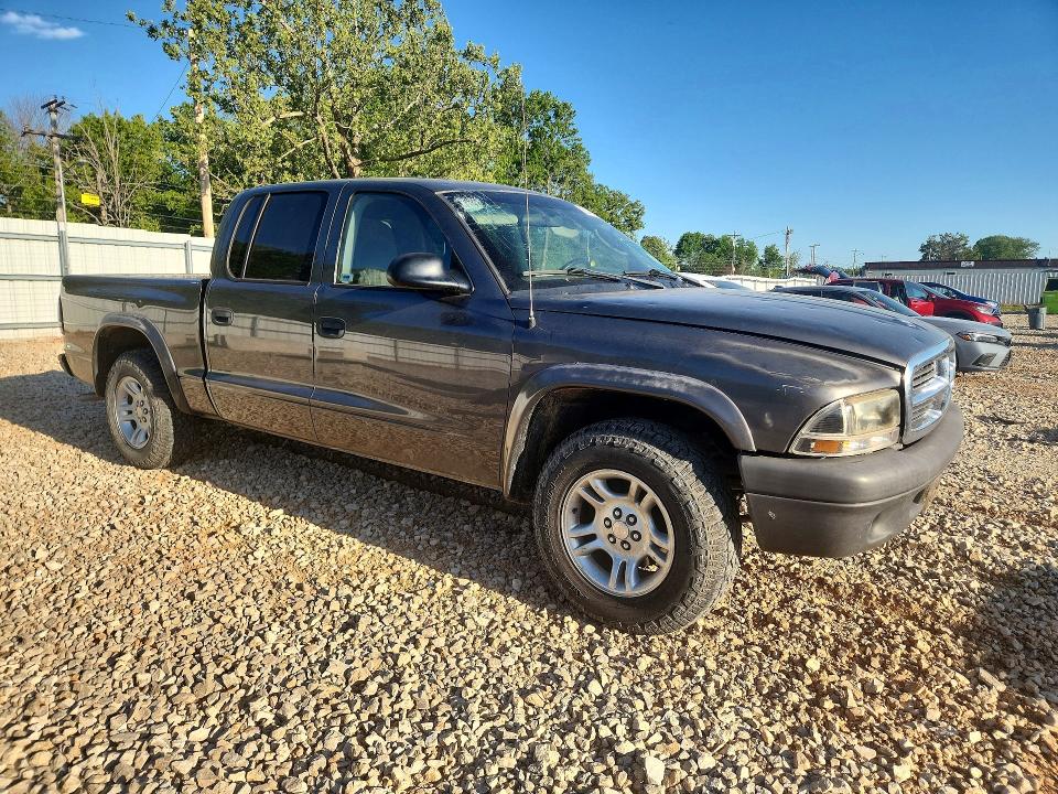 2004 Dodge Dakota მანქანა იყიდება აუქციონზე, vin: 1D7HL38K74S757415, აუქციონის ნომერი: 52160496