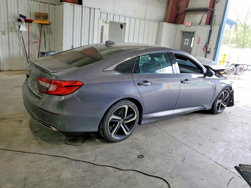 Aukcja sprzedaży 2018 Honda Accord, vin: 1HGCV1F31JA122143, numer aukcji: 54086506