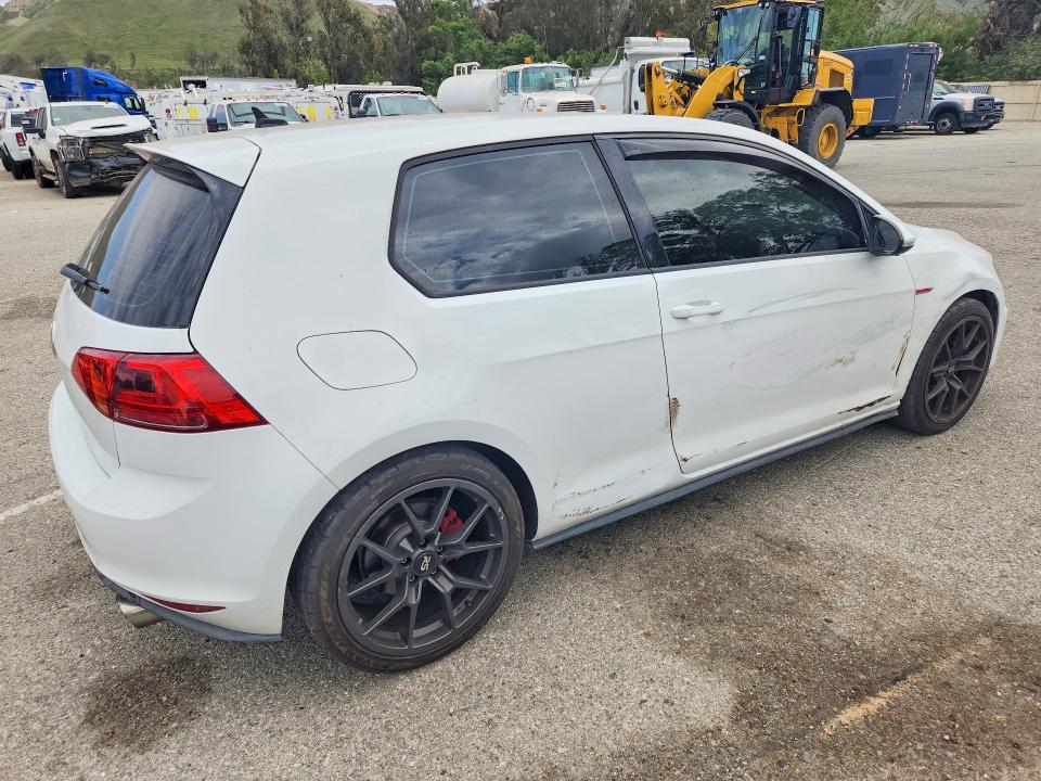 52702786 :رقم المزاد ، 3VWTT7AUXGM005838 vin ، 2016 Volkswagen Gti مزاد بيع